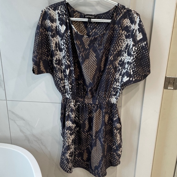 Express elastic waist dress - Picture 1 of 3